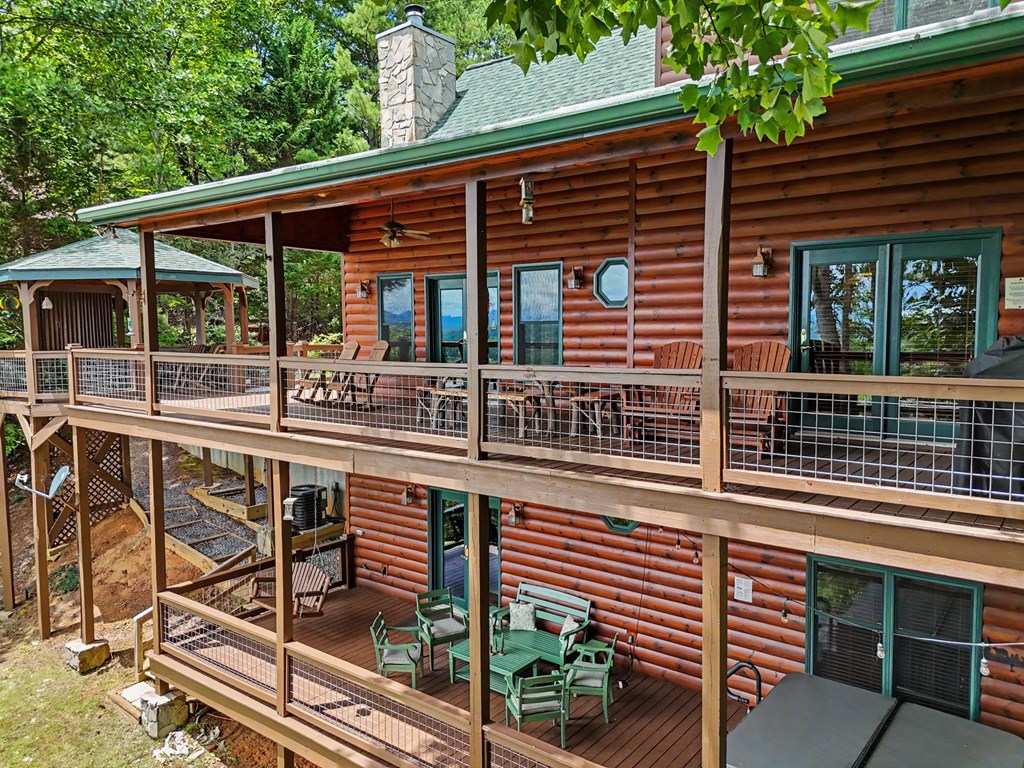 1259 My Mountain Road Property Photo 4