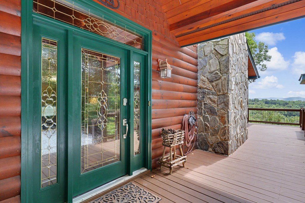 1259 My Mountain Road Property Photo 7