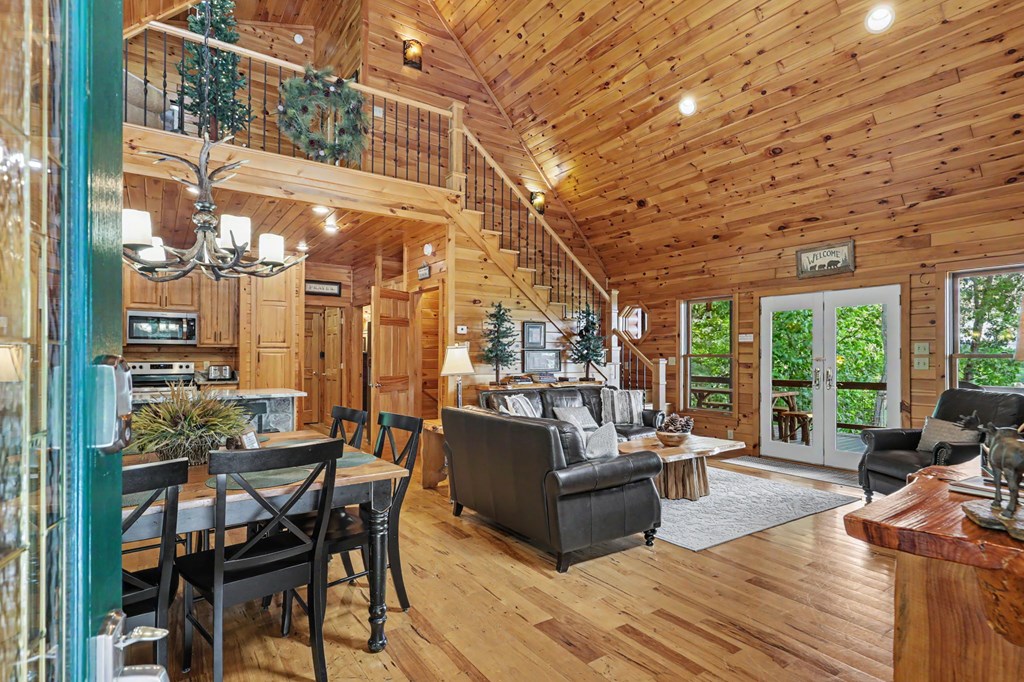 1259 My Mountain Road Property Photo 8