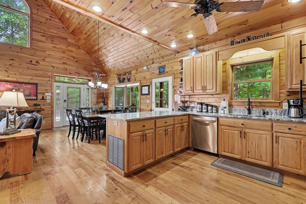 1259 My Mountain Road Property Photo 25
