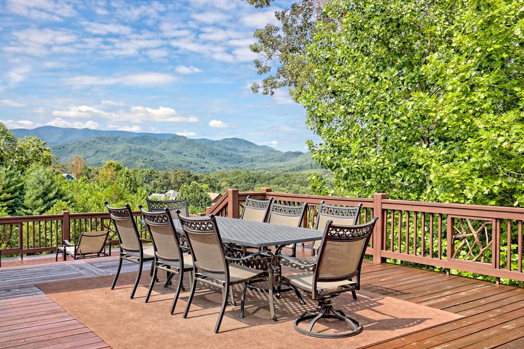 340 Autumn Trail Property Photo 51