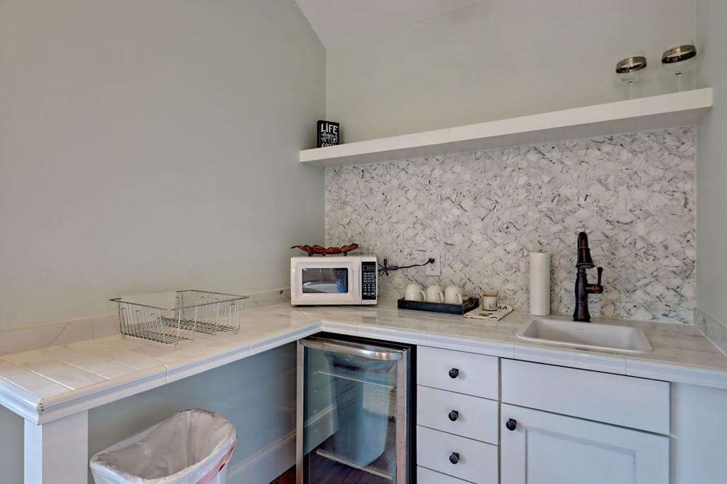340 Autumn Trail Property Photo 58