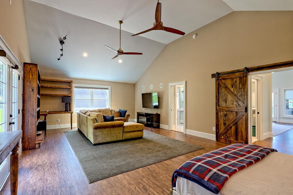 340 Autumn Trail Property Photo 65