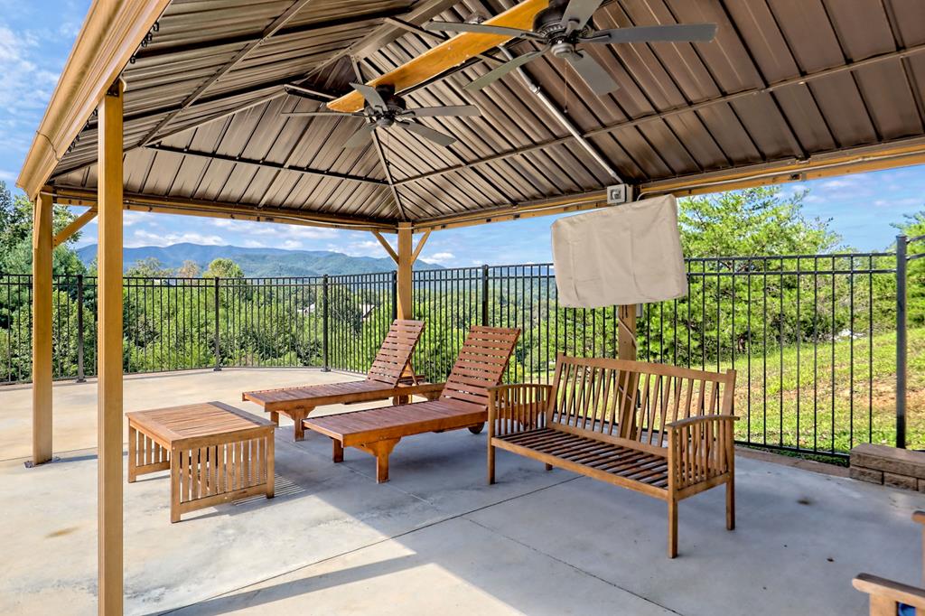340 Autumn Trail Property Photo 72
