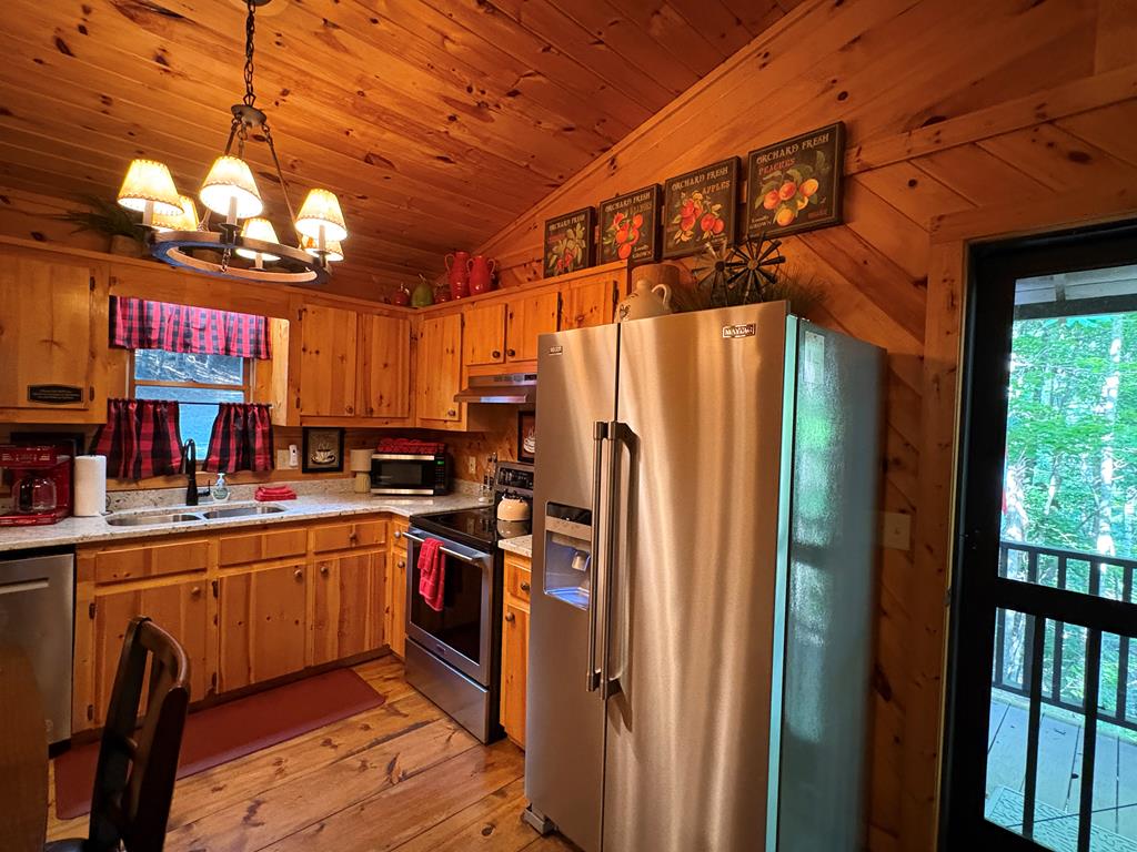 120 Hideaway Lane Property Photo 7