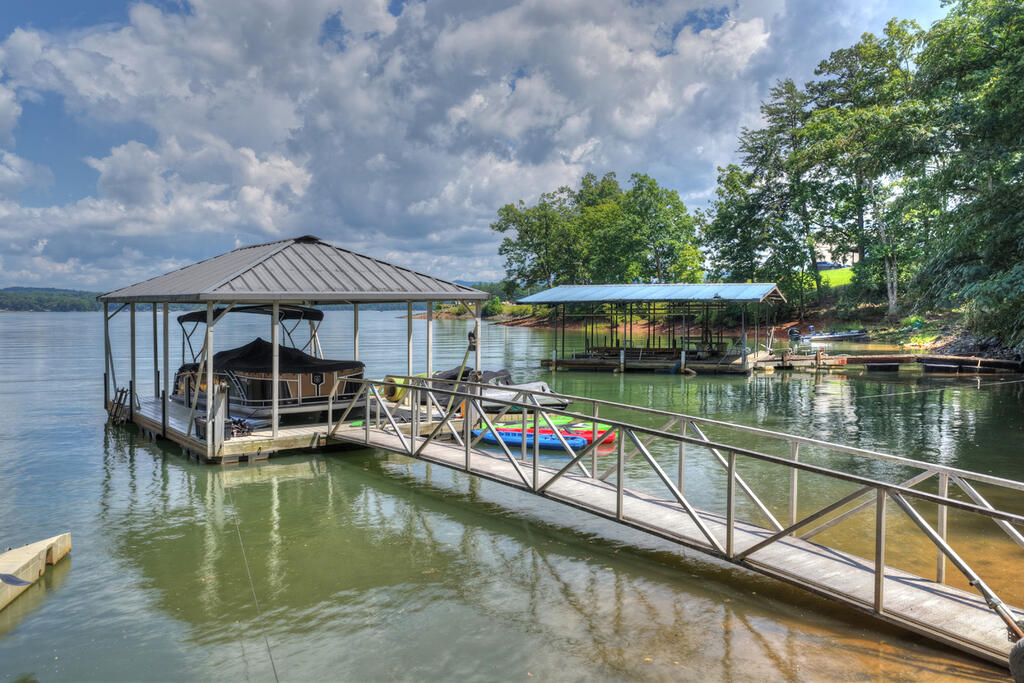 209 Marina Drive Property Photo 16