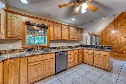 300 Chapman Lane Property Photo 15