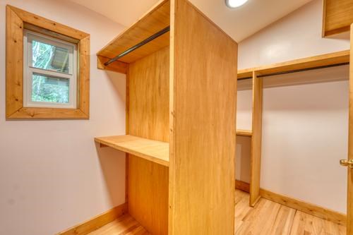 300 Chapman Lane Property Photo 24