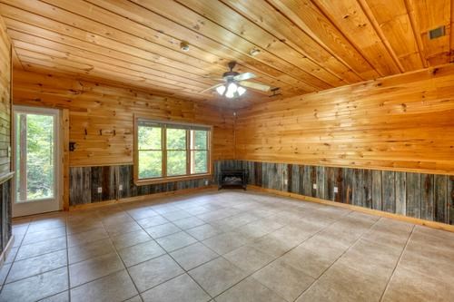 300 Chapman Lane Property Photo 32