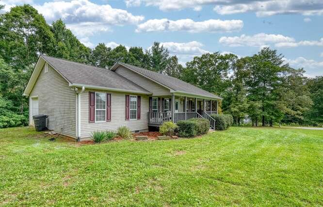 490 Copperhead Road Property Photo 32