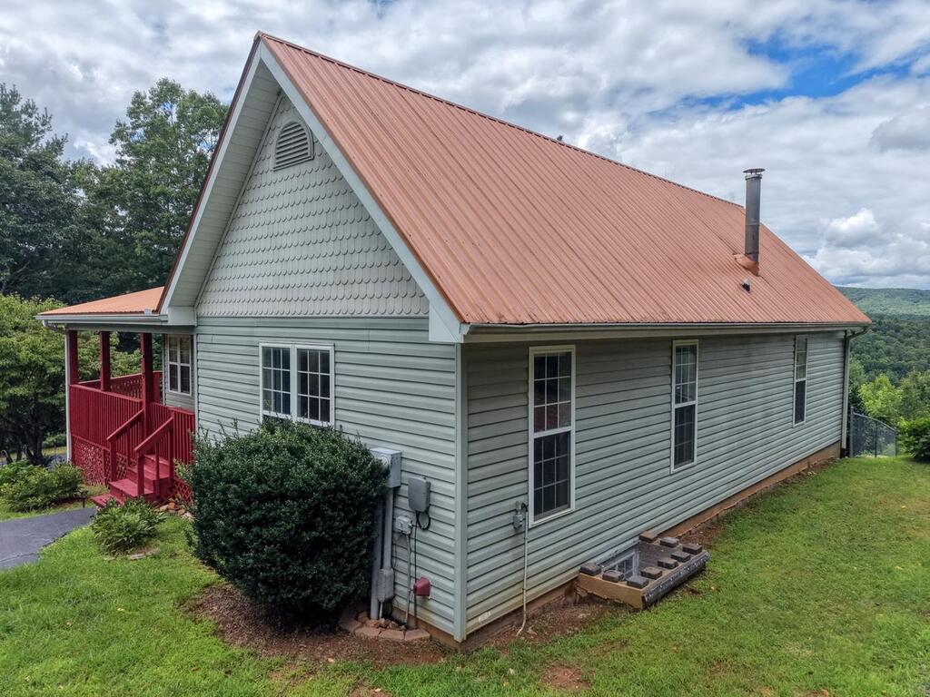 27 Sky High Drive Property Photo 5