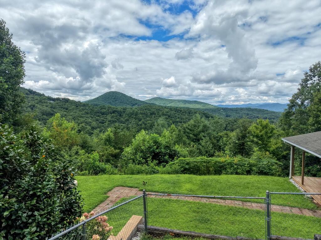 27 Sky High Drive Property Photo 9