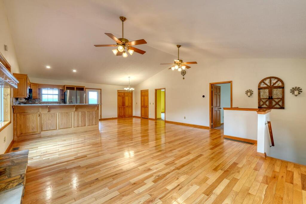 27 Sky High Drive Property Photo 14