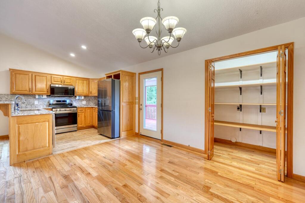 27 Sky High Drive Property Photo 21