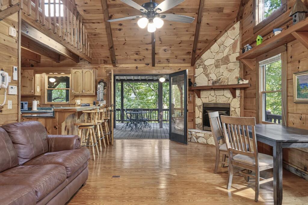 245 Sunrise Valley Road Property Photo 8