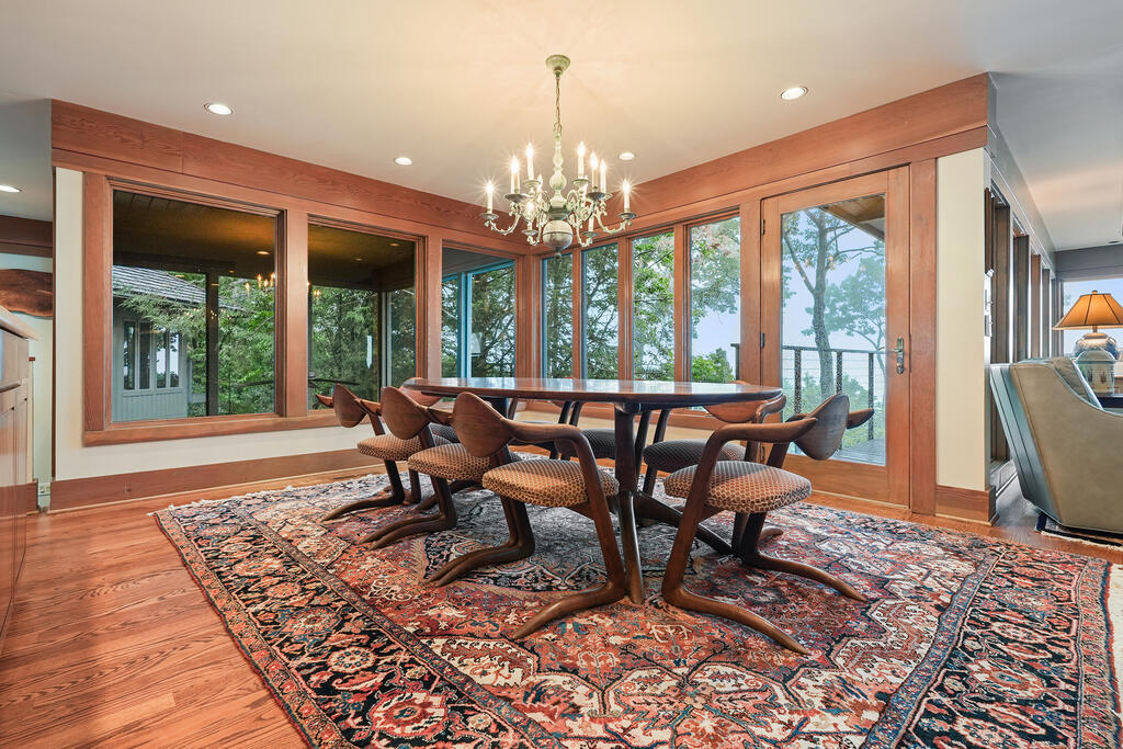 202 Sanderlin Mountain Drive Property Photo 16