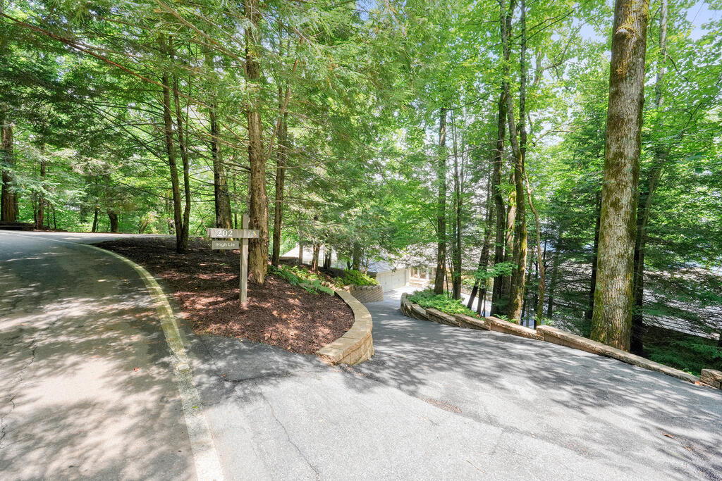 202 Sanderlin Mountain Drive Property Photo 124