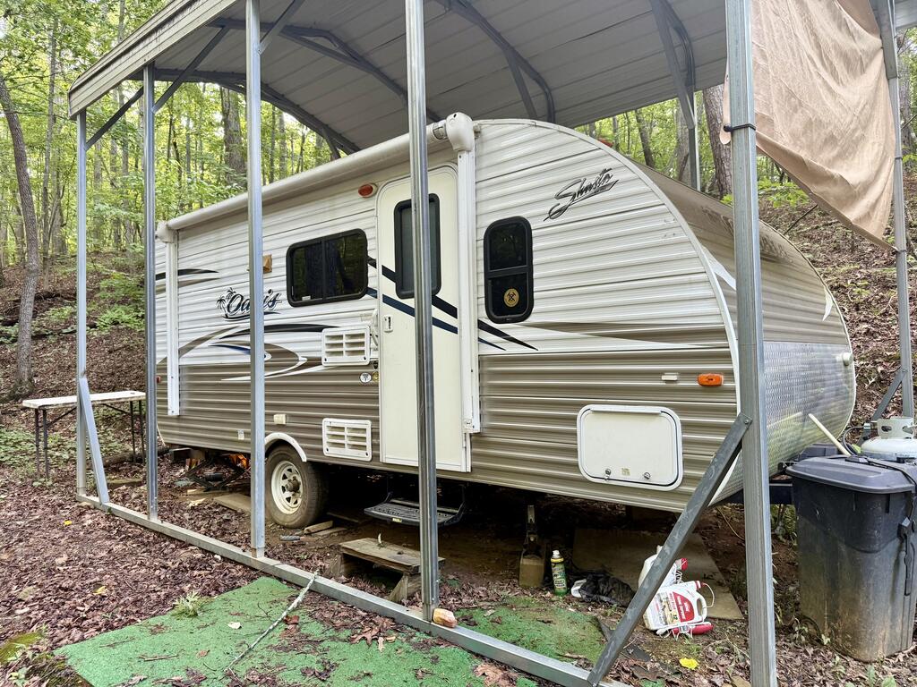 300 Sumac Lane Property Photo 2