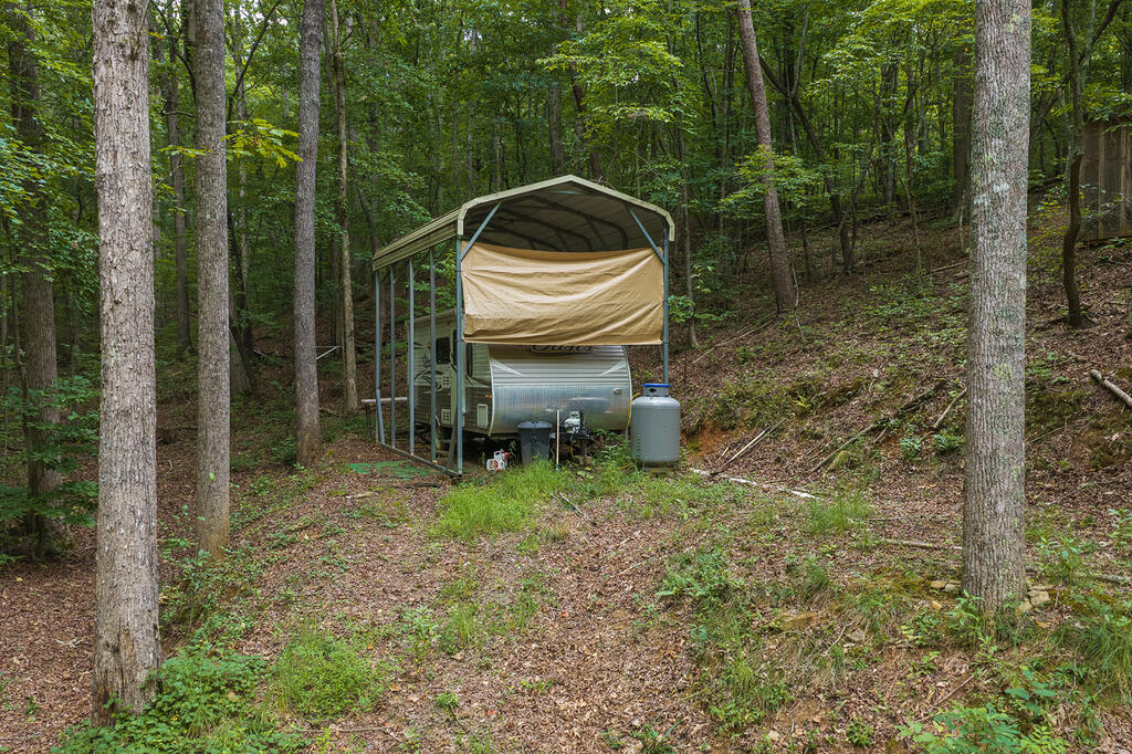 300 Sumac Lane Property Photo 10