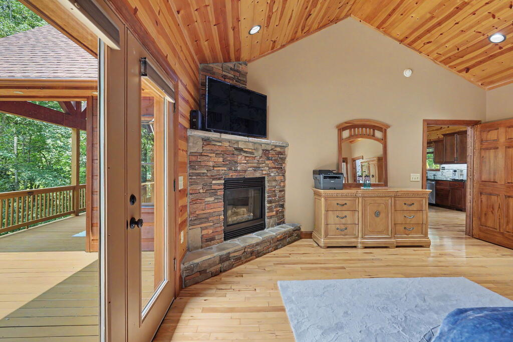 210 Majestic Drive Property Photo 28