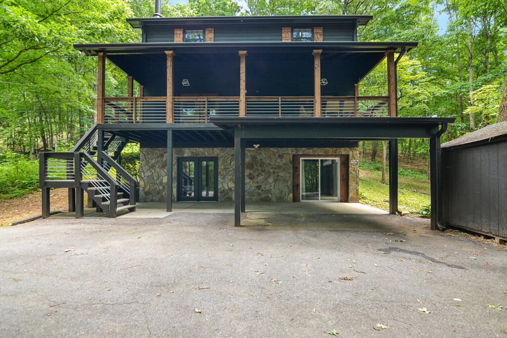 136 Fox Run Drive Property Photo 48