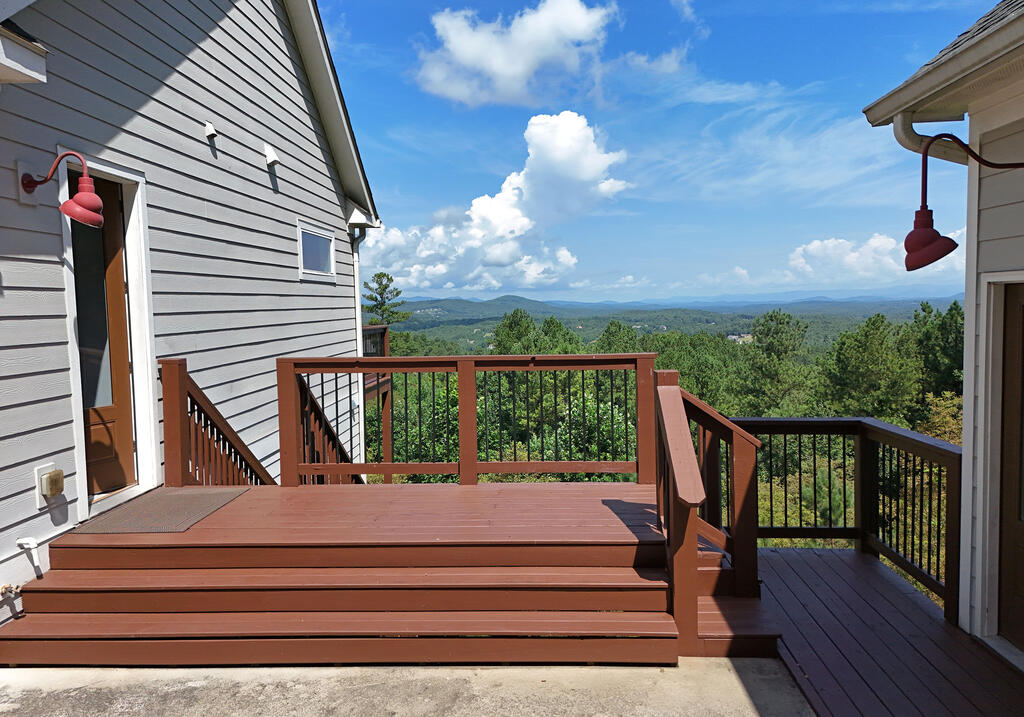 732 Ridge Pointe Way Property Photo 4