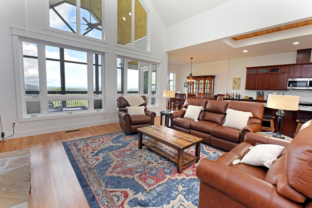 732 Ridge Pointe Way Property Photo 12