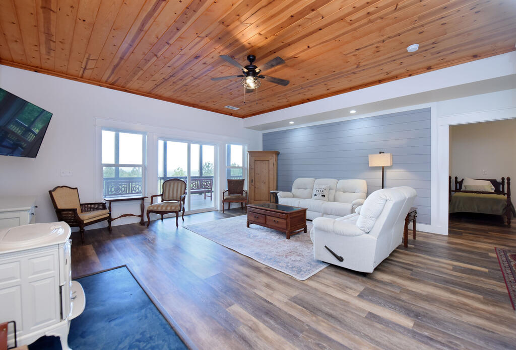 732 Ridge Pointe Way Property Photo 32