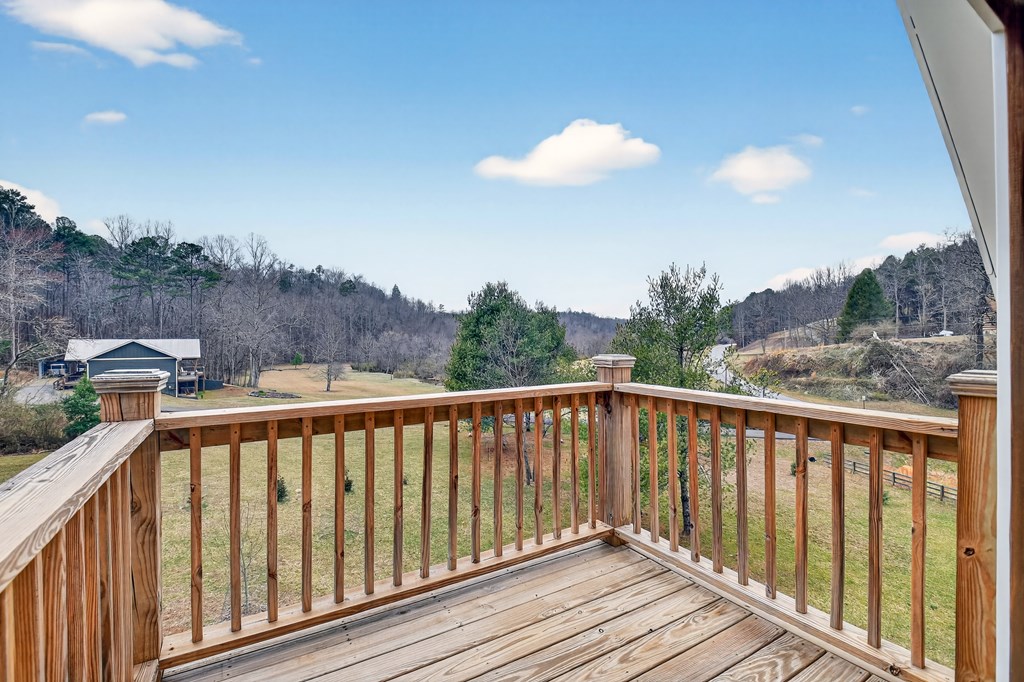 1772 River Road Property Photo 4