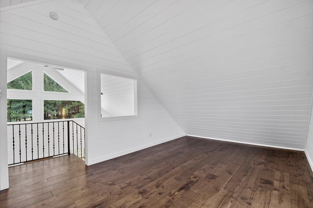 1772 River Road Property Photo 25