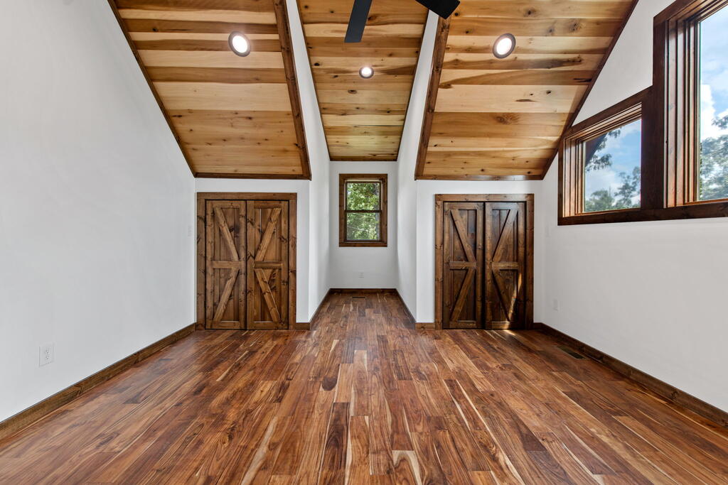 45 Wildflower Drive Property Photo 31