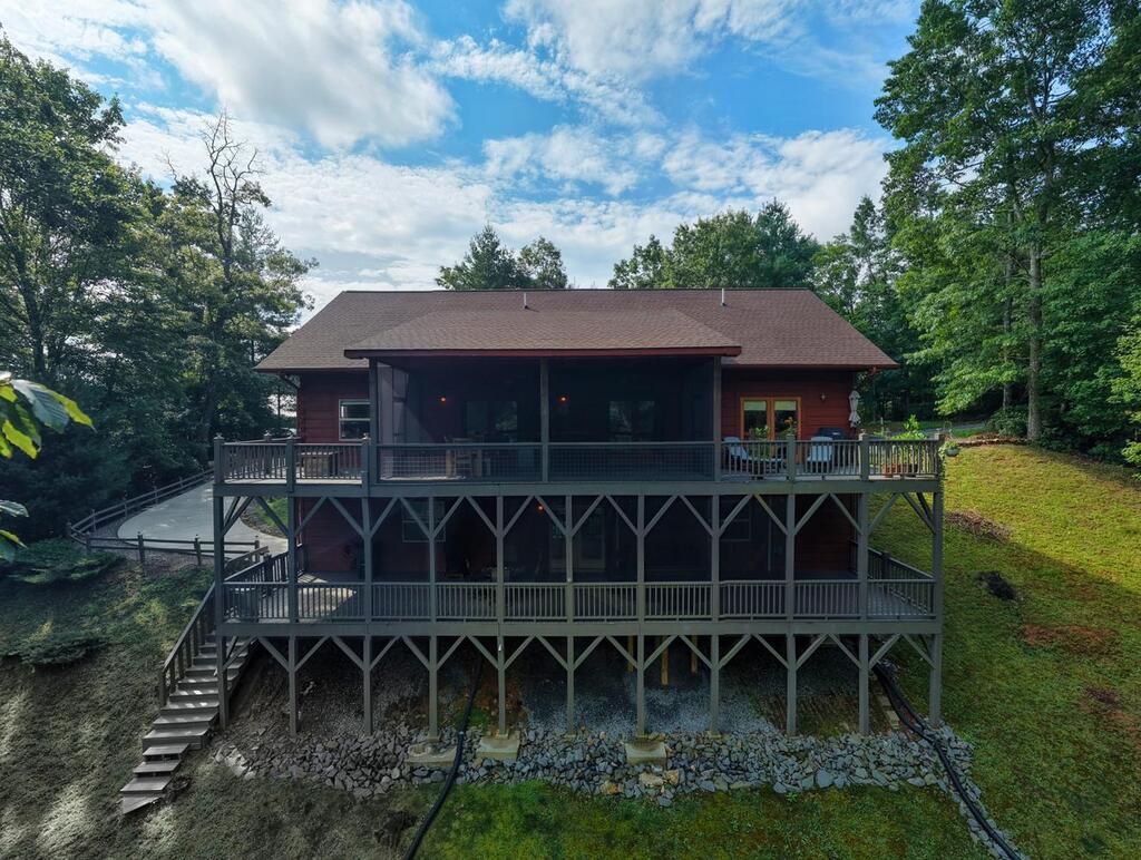 66 Huntington Circle Property Photo 7