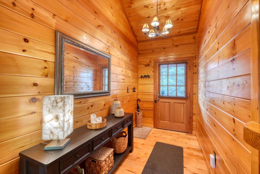 66 Huntington Circle Property Photo 10