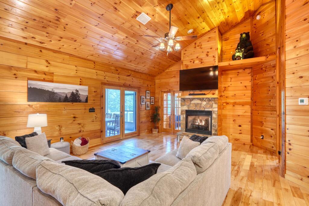 66 Huntington Circle Property Photo 12