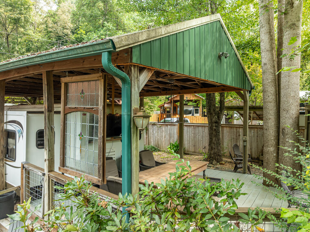 45 First Street Property Photo 1