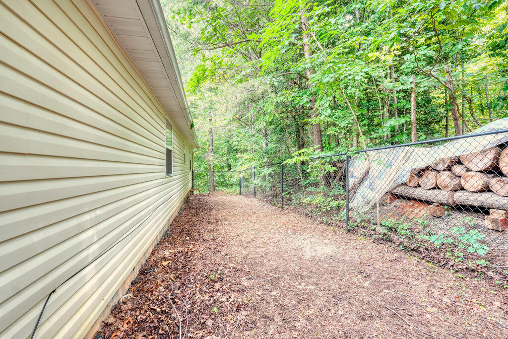 553 Grayce Lane Property Photo 11