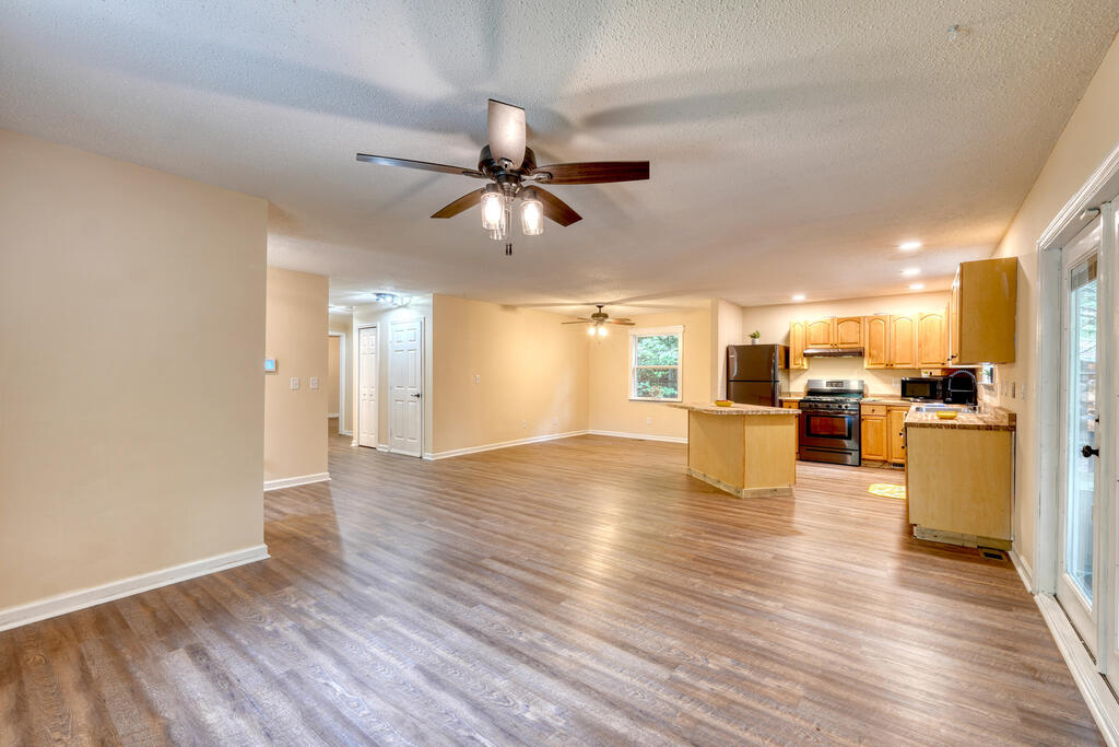 553 Grayce Lane Property Photo 18