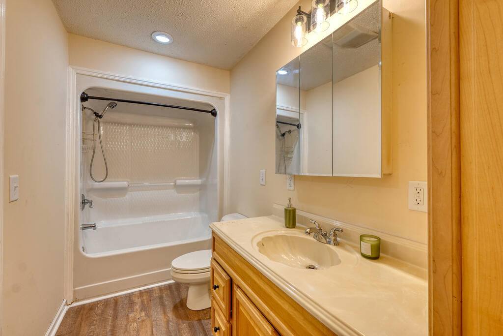 553 Grayce Lane Property Photo 25