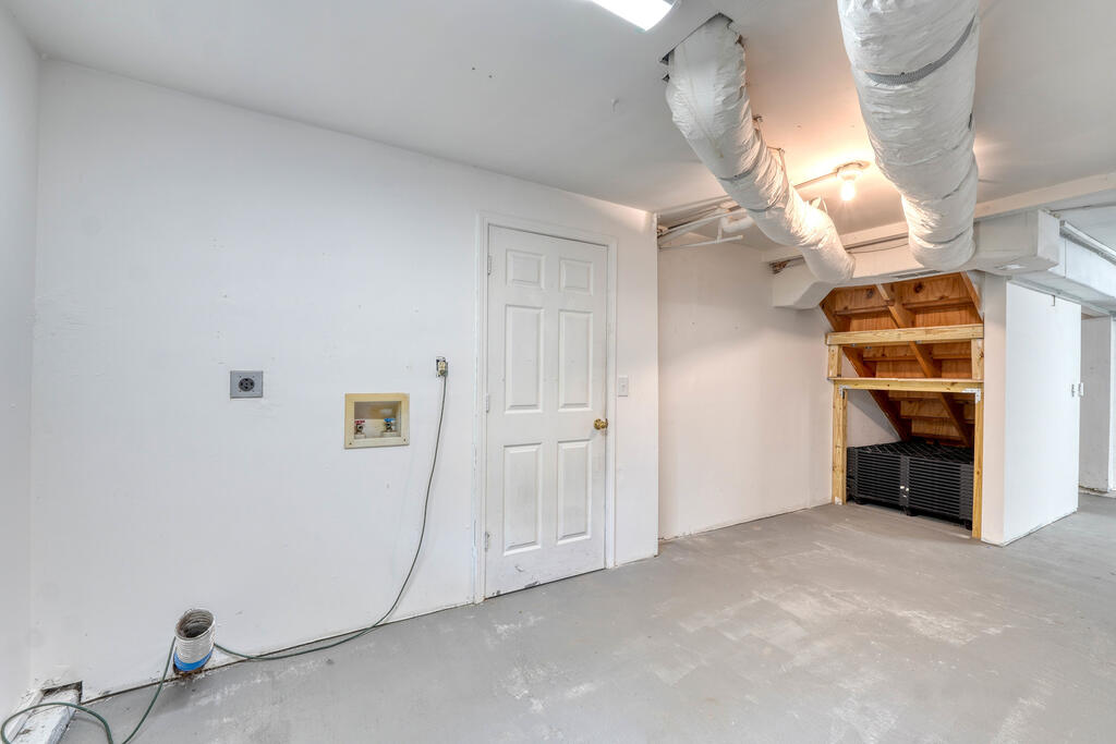 553 Grayce Lane Property Photo 35