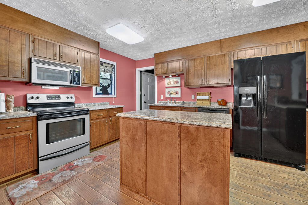 400 Matrix Circle Property Photo 11