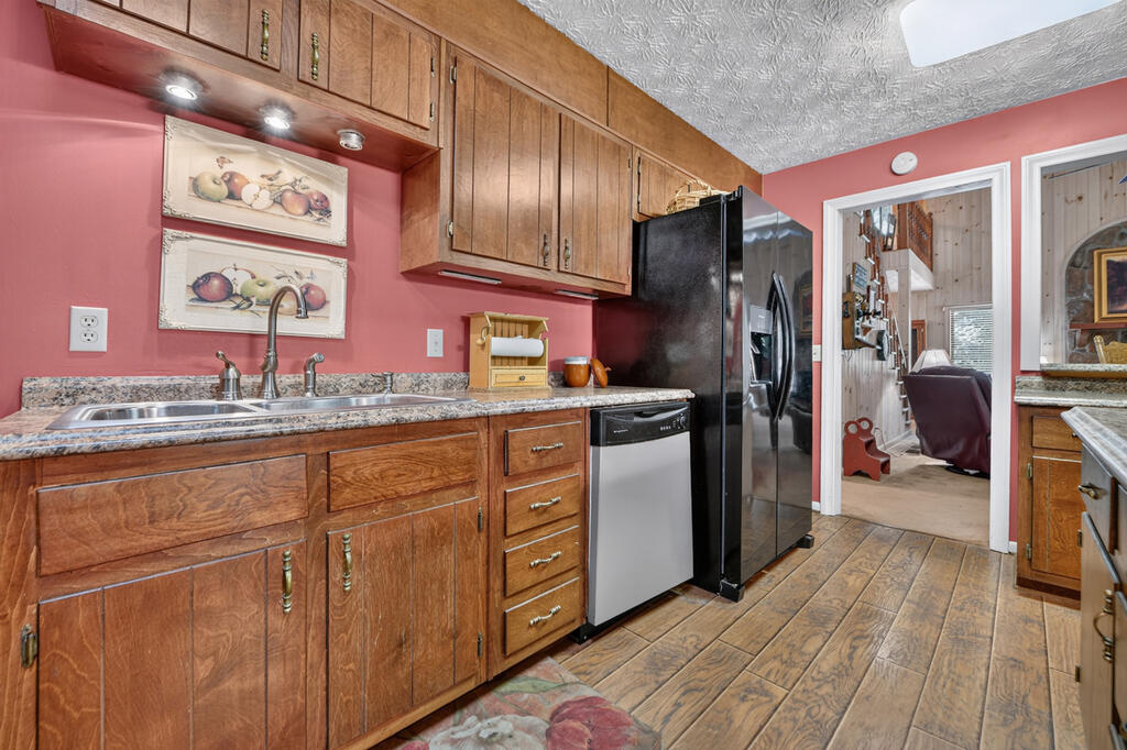 400 Matrix Circle Property Photo 13