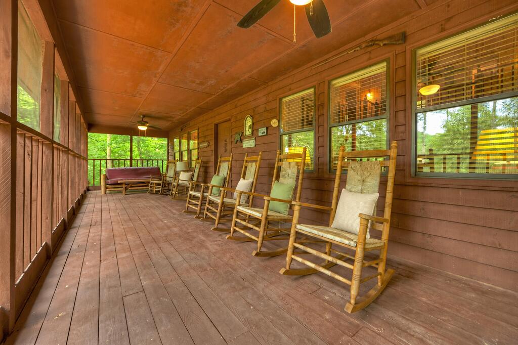 400 Matrix Circle Property Photo 20