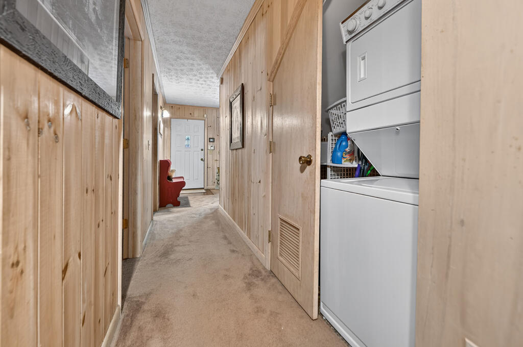 400 Matrix Circle Property Photo 29