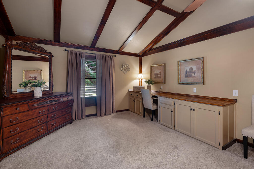 2064 Knight Road Property Photo 28