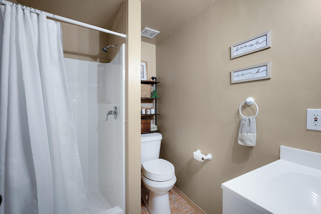 2064 Knight Road Property Photo 44