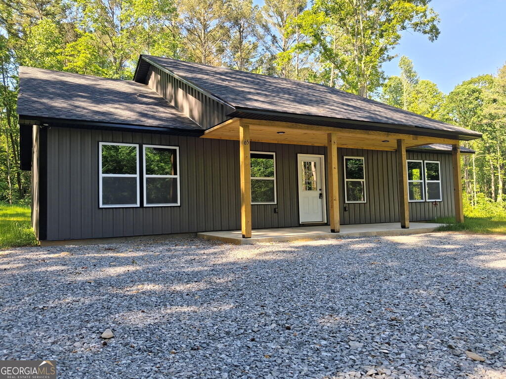 65 Bay Ct Property Photo 1