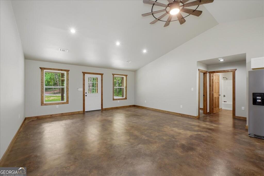 65 Bay Ct Property Photo 18