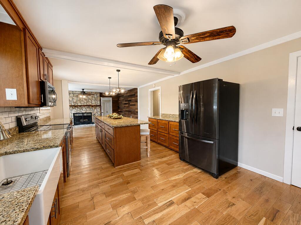 1211 Scenic Drive Property Photo 8