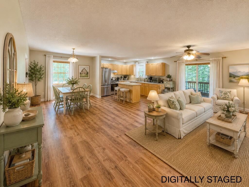 557 Grayce Lane Property Photo 7