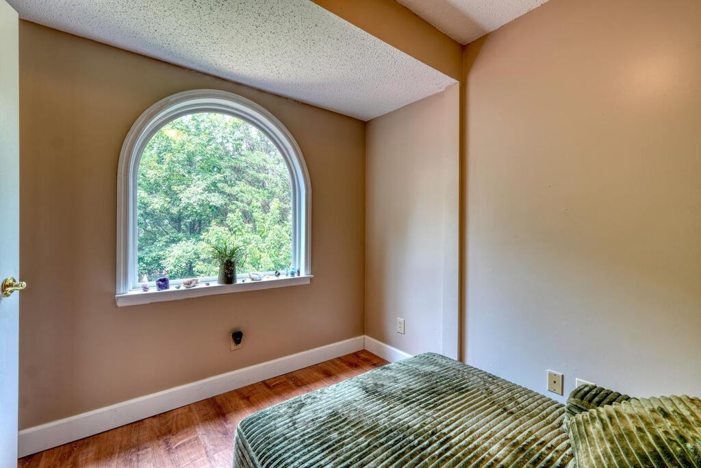 557 Grayce Lane Property Photo 18